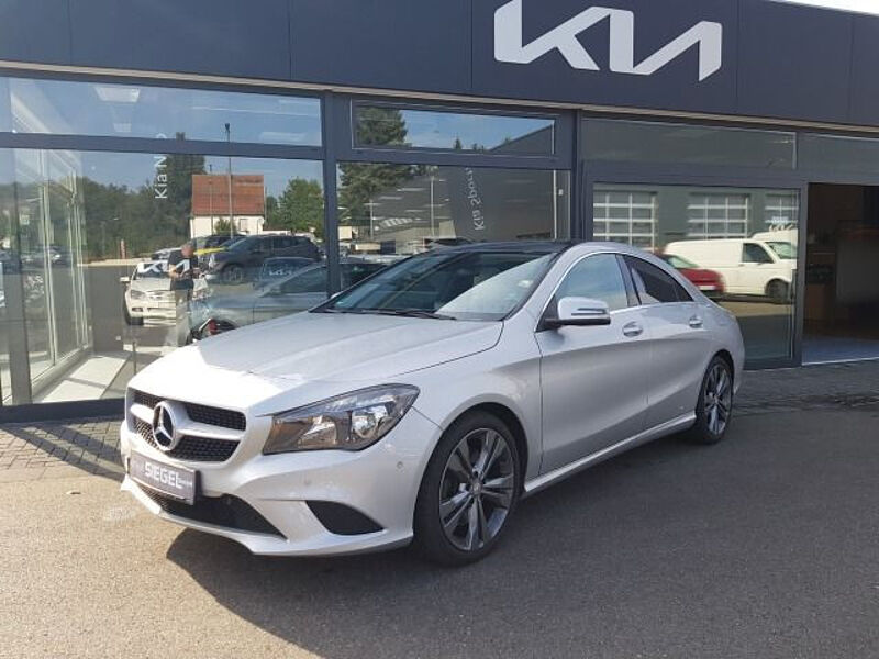 Mercedes-Benz CLA 250 CLA -Klasse CLA 250 (117.344)*Glasdach*