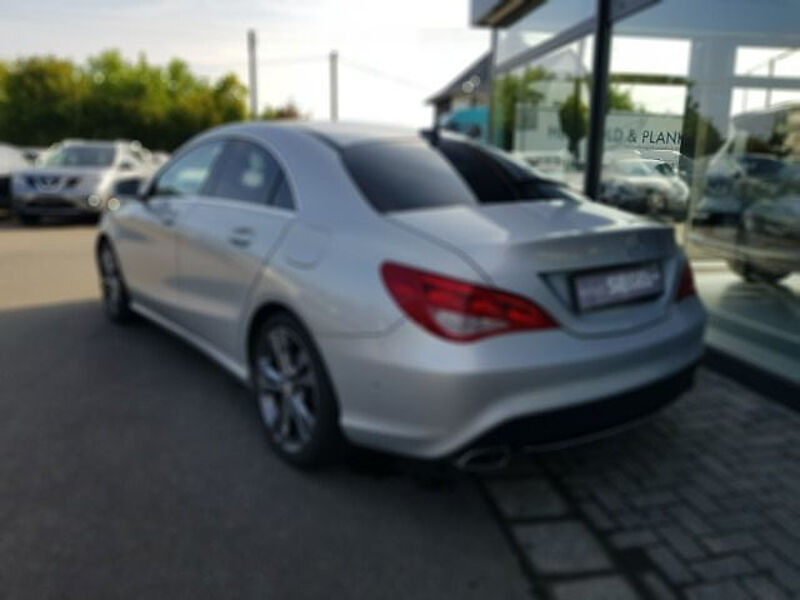 Mercedes-Benz CLA 250 CLA -Klasse CLA 250 (117.344)*Glasdach*