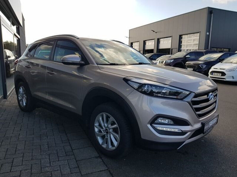 Hyundai Tucson blue Intro Edition 2WD*Kamera*Sitzheizung*