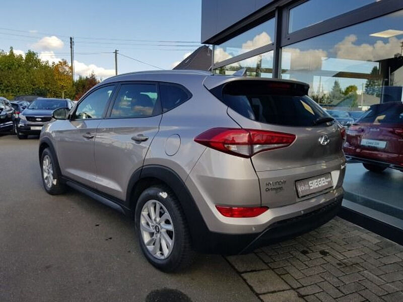 Hyundai Tucson blue Intro Edition 2WD*Kamera*Sitzheizung*