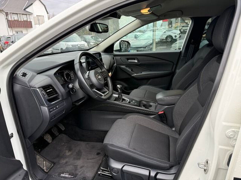 Nissan Qashqai N-Connecta*360°Kamera*Navi*Winter-Paket*